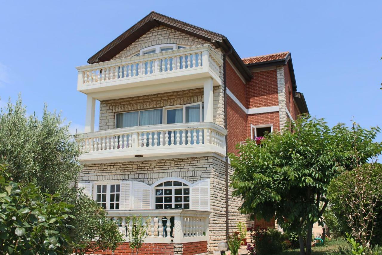 Apartments Guberina Шибеник Экстерьер фото
